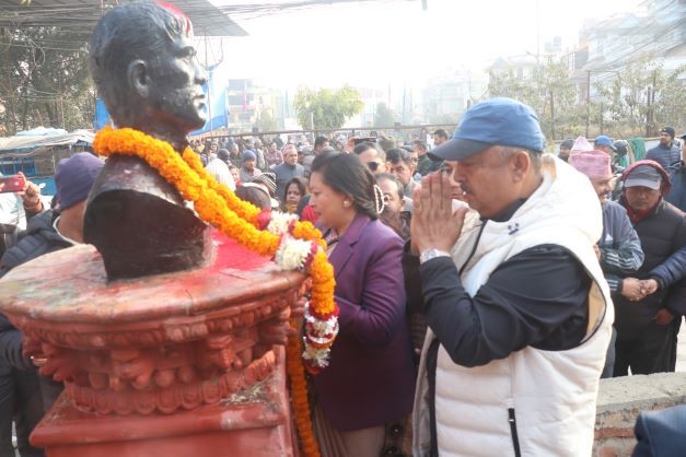 शहिद प्रधुम्नको शालिकमा माल्याअर्पण तथा सम्मान कार्यक्रम सम्पन्न